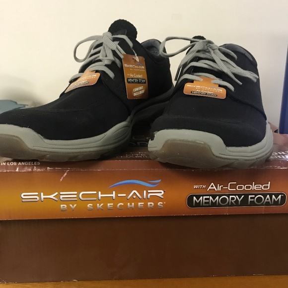 Skechers Air Cooled Memory Foam
